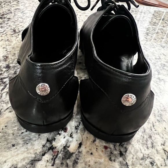 MICHAEL KORS oxfords size 8 - Picture 5 of 6